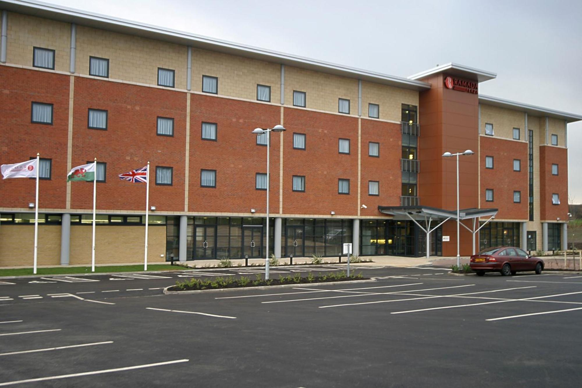 Hotel Ramada Plaza Wrexham Exterior foto