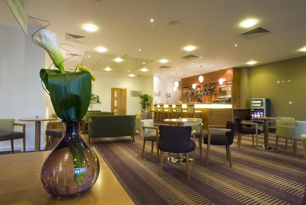 Hotel Ramada Plaza Wrexham Exterior foto