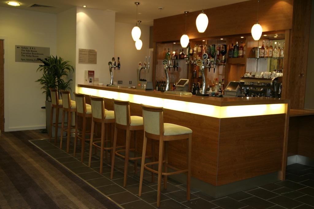 Hotel Ramada Plaza Wrexham Exterior foto